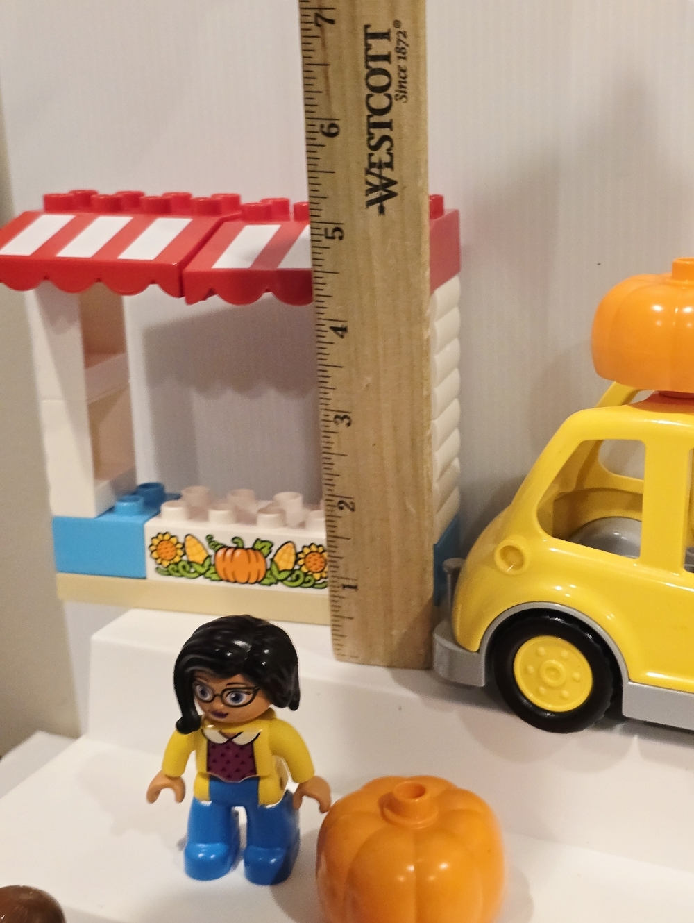 Lego Duplo Farmers' Market and Pony Stable Building Set - Picture 9 of 16